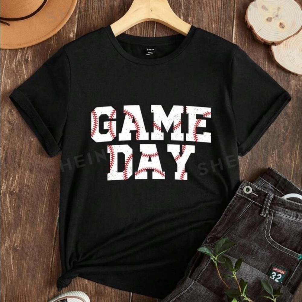 SHEIN LUNE Game Day Baseball Round Neck Short Sleeve Casual Women's T-Shirt NEW
